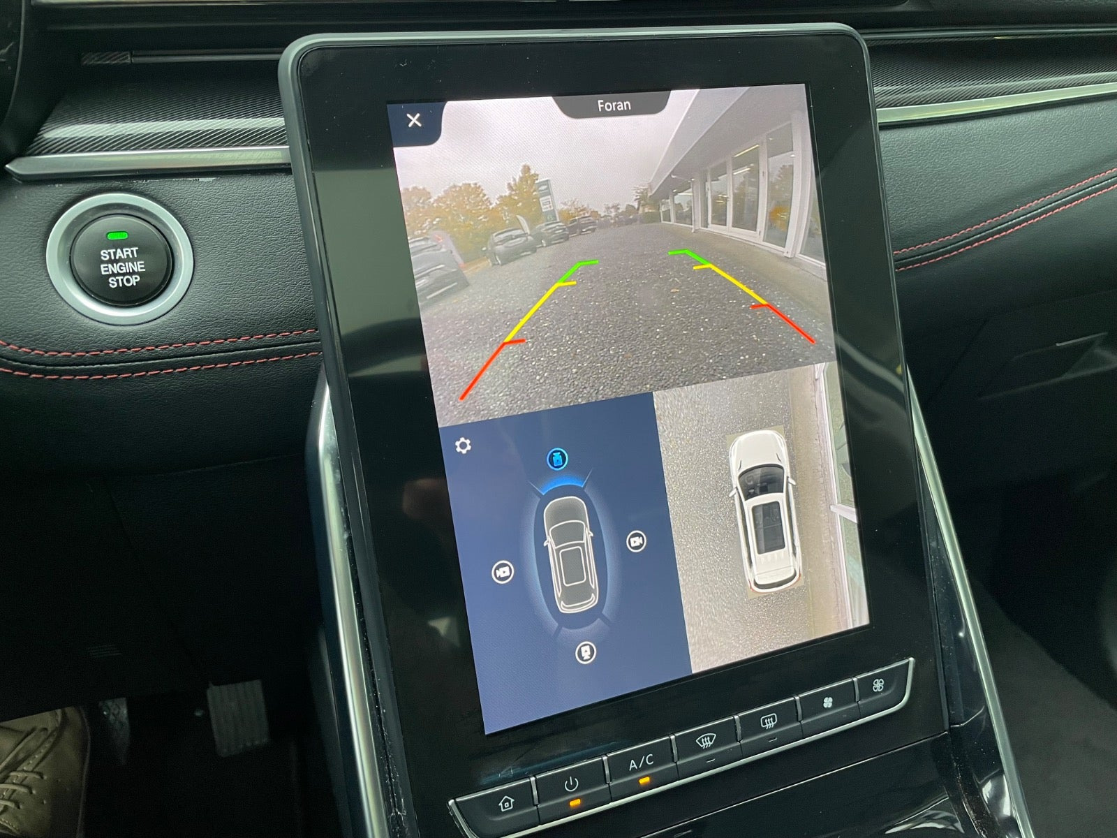 Sølv Maxus Euniq6 fra 2022