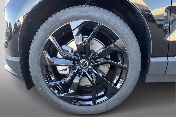 Beige Volvo EX30 fra 2027