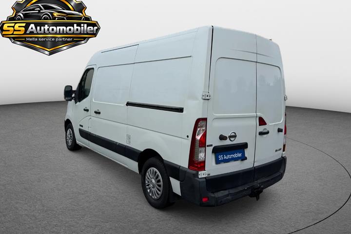 undefined Nissan NV400 fra 2012