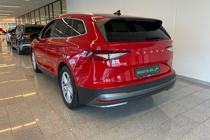 Rød Skoda Enyaq fra 2022