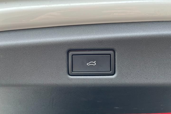 Hvid VW ID.7 fra 2026