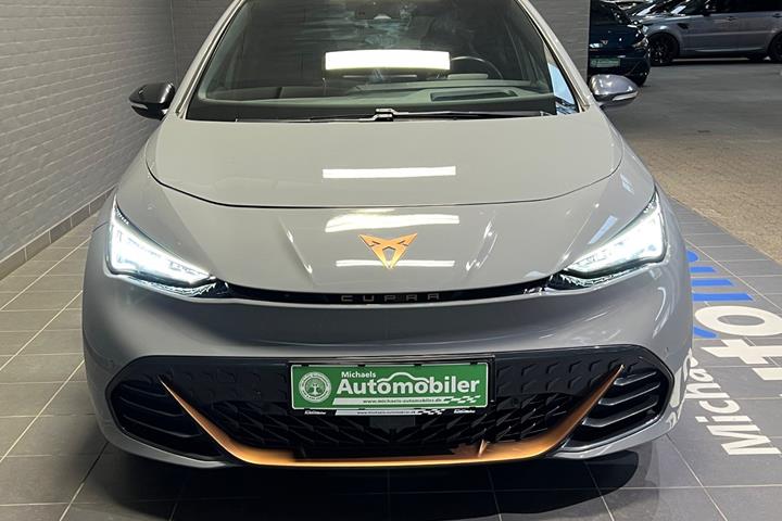 Grå Cupra Born fra 2023