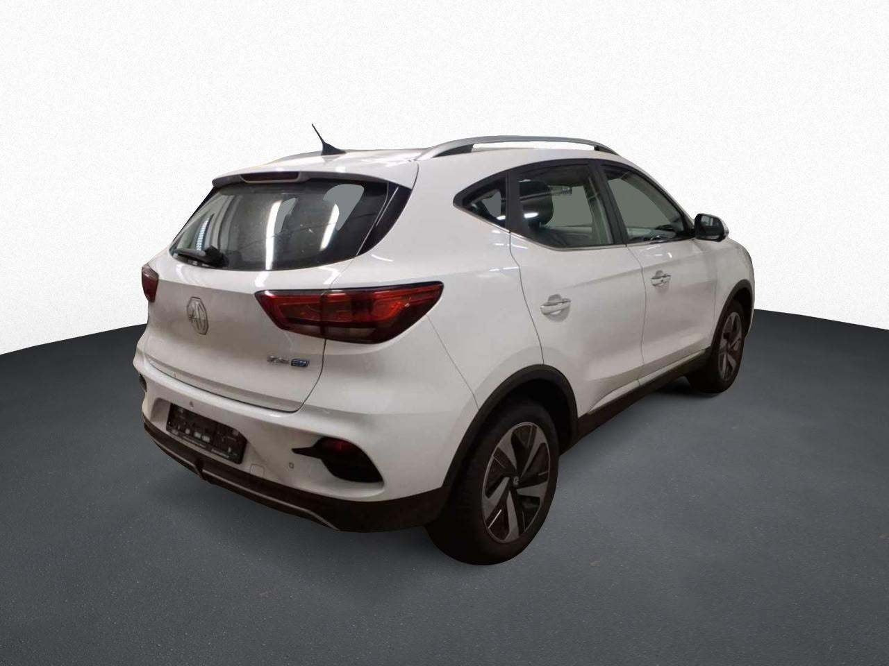 Hvid MG ZS fra 2023