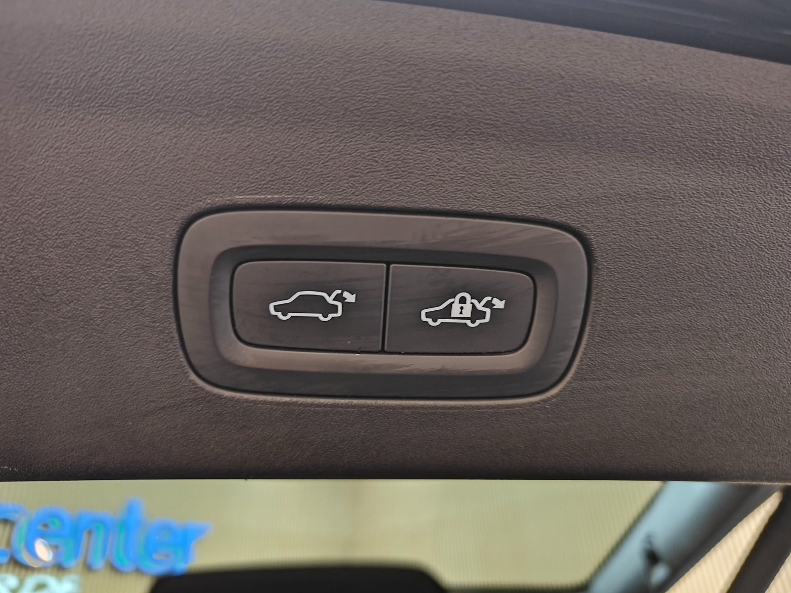 Sort Polestar 2 fra 2024
