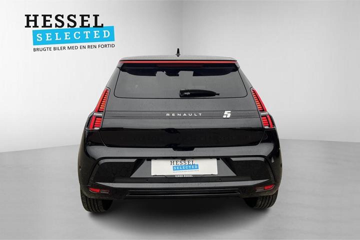 Sort Renault 5 E-Tech fra 2026