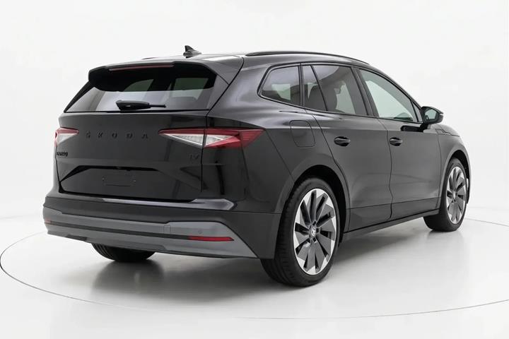 Sort Skoda Enyaq fra 2021