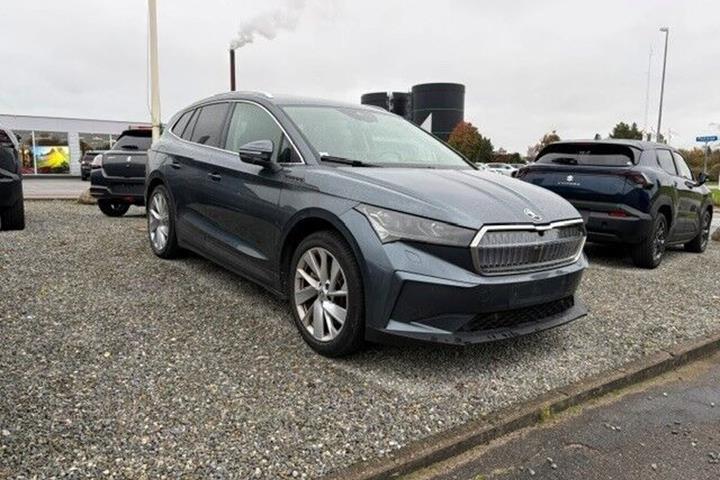 Grå Skoda Enyaq fra 2022