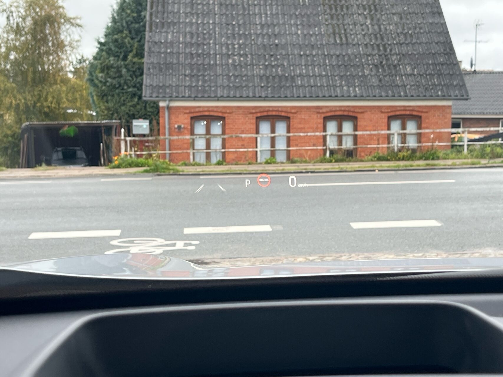 Sølv Toyota Yaris Cross fra 2022