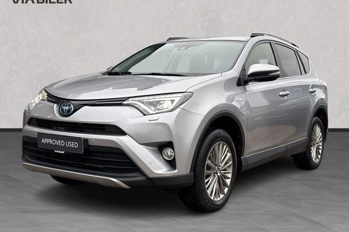 Sølv Toyota RAV4 fra 2018