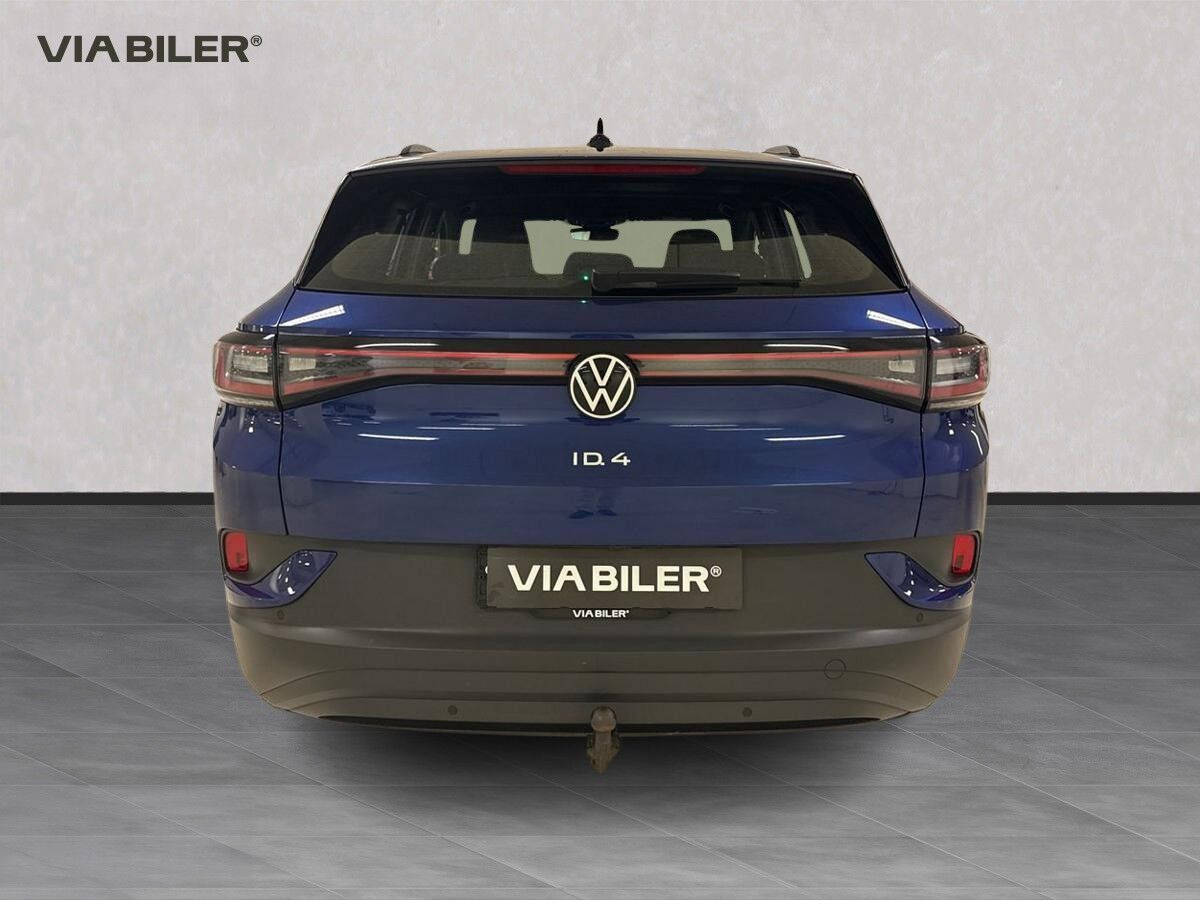 Blå VW ID.4 fra 2023