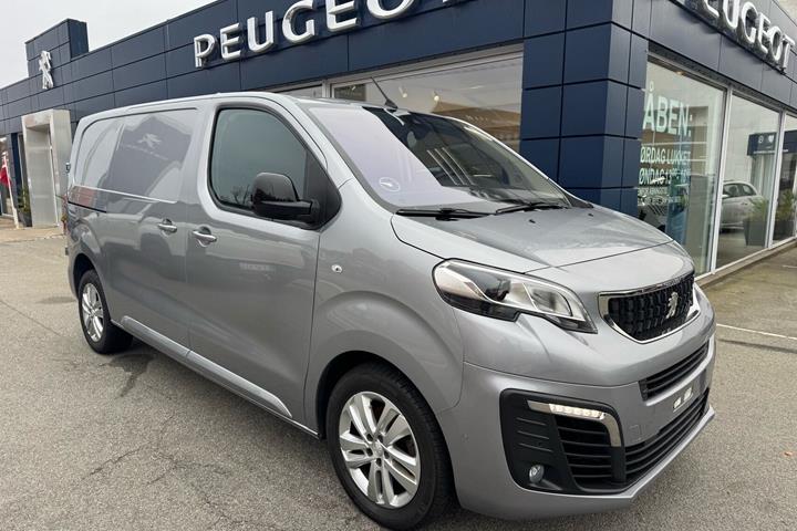 Grå Peugeot Expert fra 2023