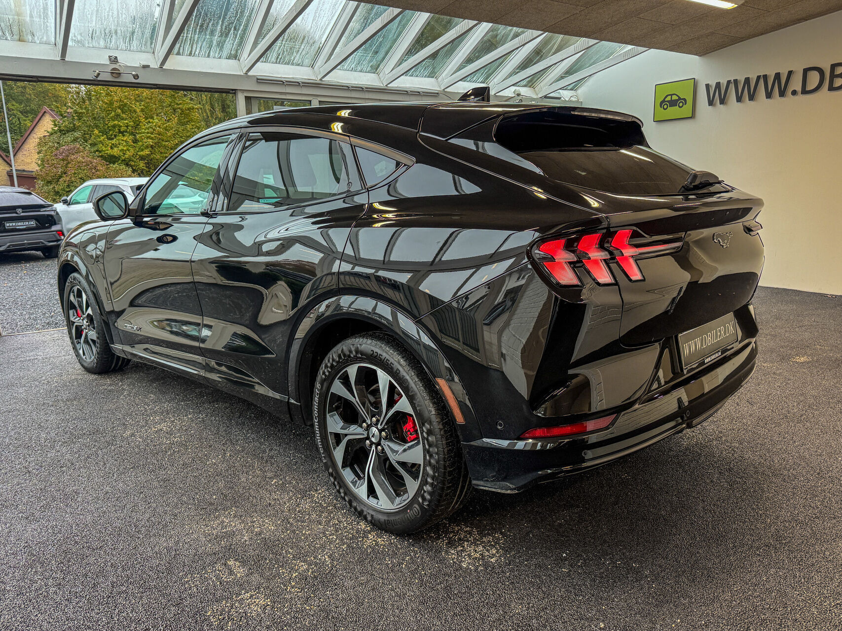 Sort Ford Mustang Mach-E fra 2024