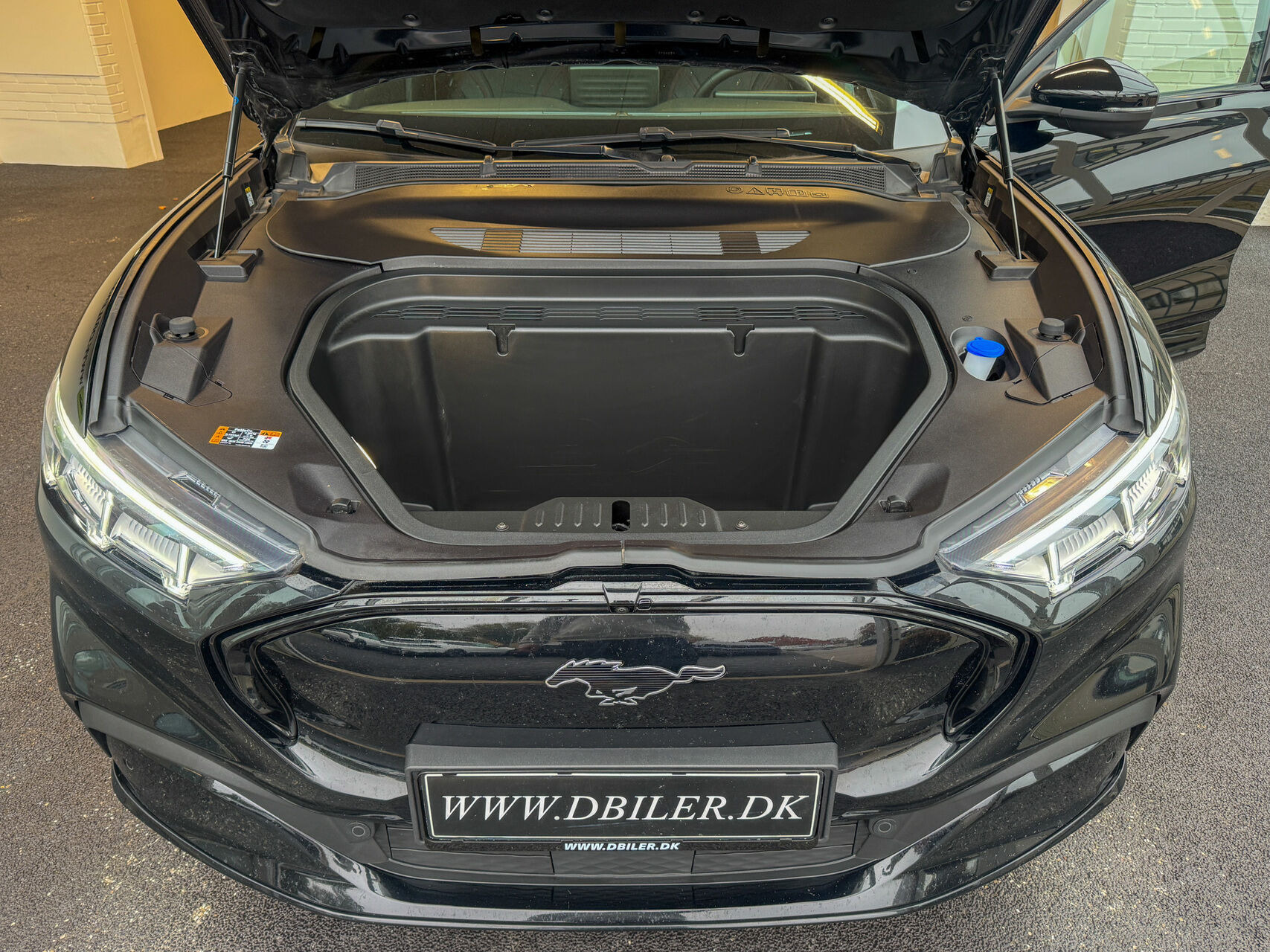 Sort Ford Mustang Mach-E fra 2024