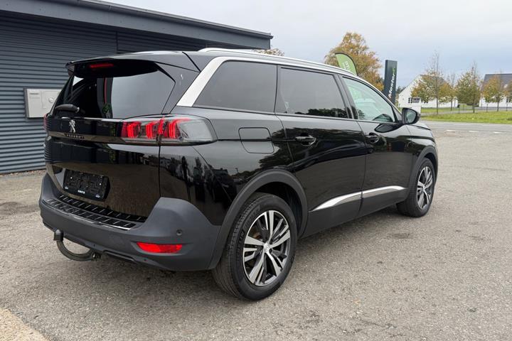 undefined Peugeot 5008 fra 2021