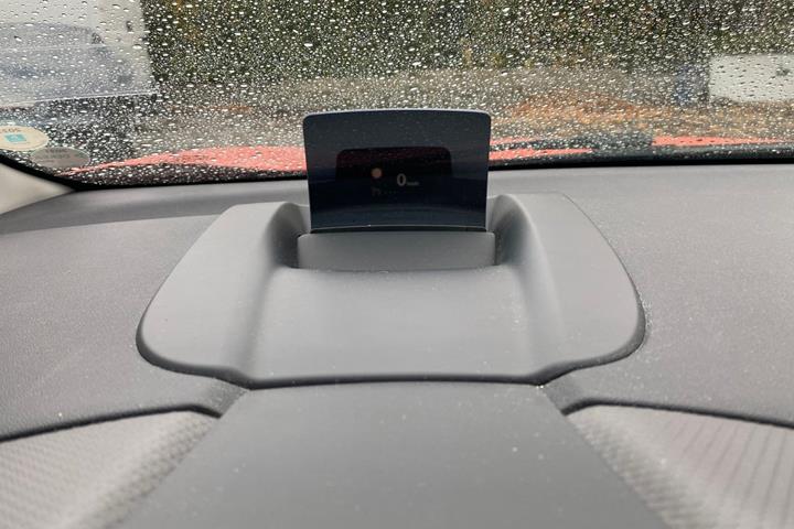 Orange Citroën C3 Aircross fra 2017