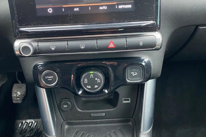 Orange Citroën C3 Aircross fra 2017