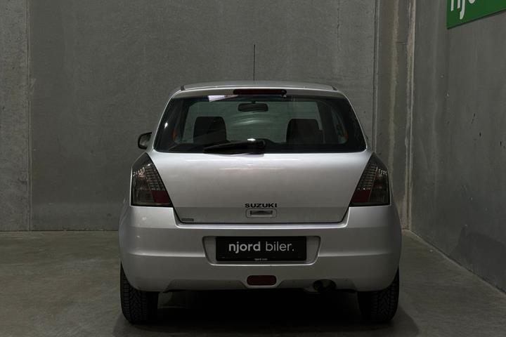 undefined Suzuki Swift fra 2009