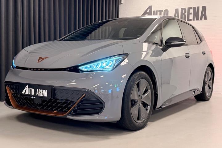 Grå Cupra Born fra 2023