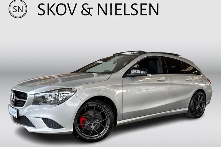 Sølv Mercedes CLA200 fra 2015