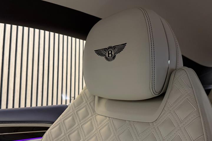 Brun Bentley Continental GT fra 2019