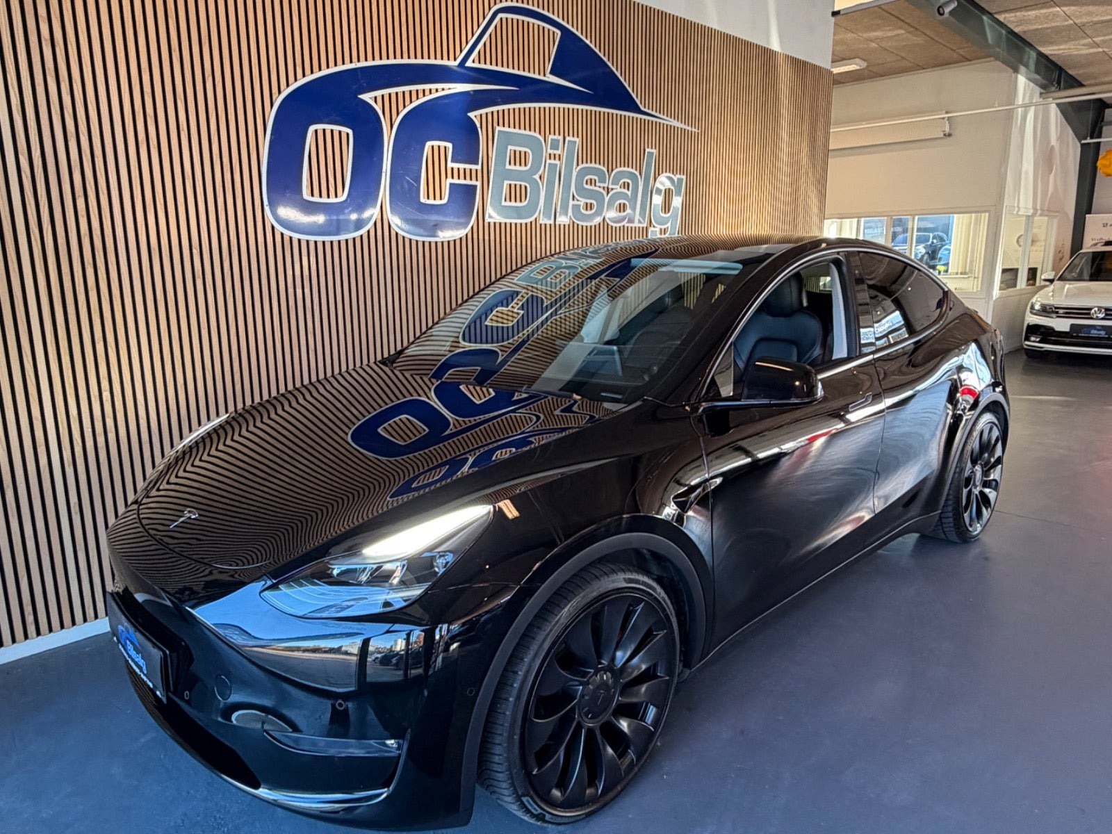 Tesla Model Y Performance AWD