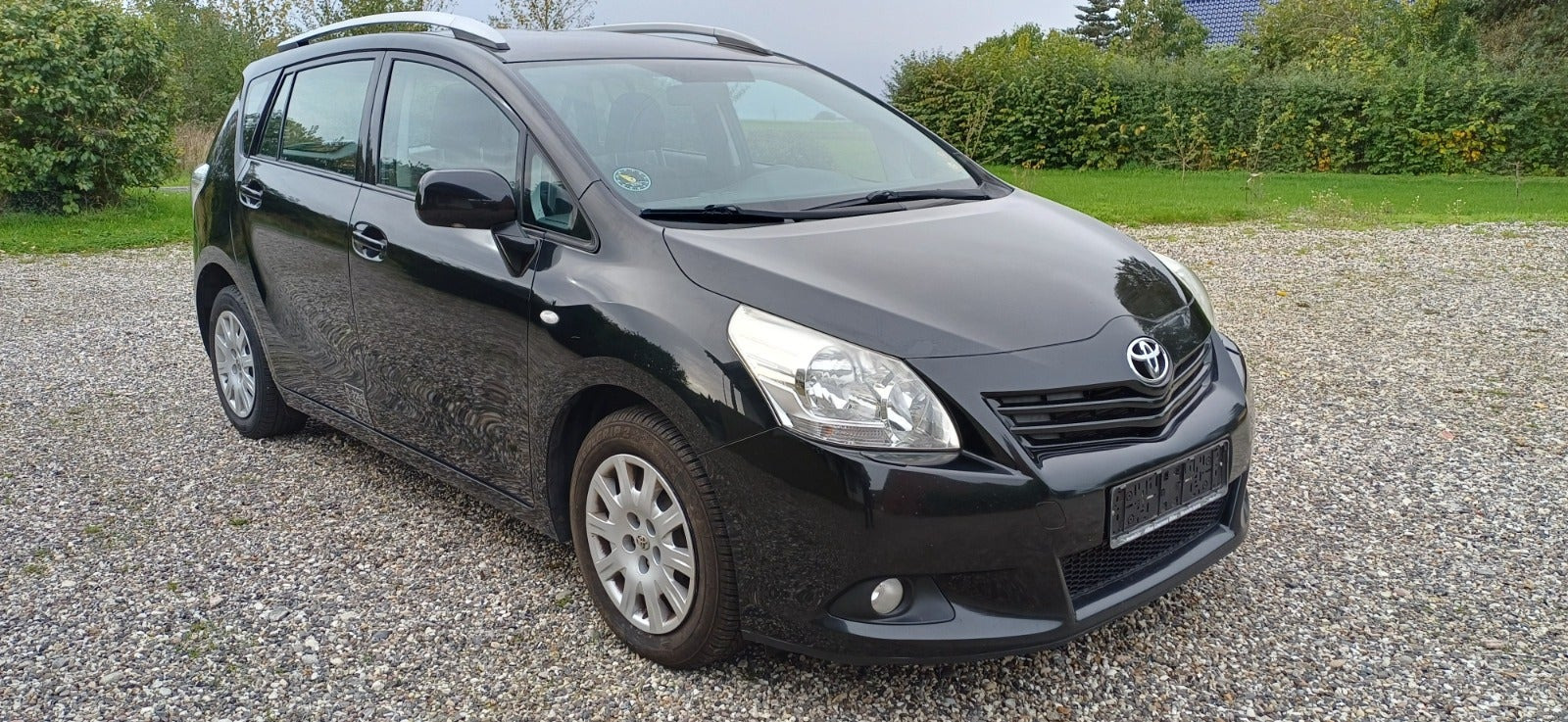 undefined Toyota Sportsvan fra 2011