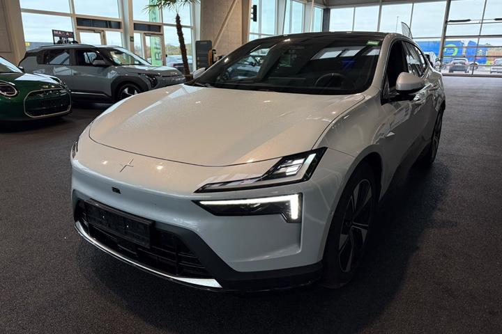 Sølv Polestar 4 fra 2026
