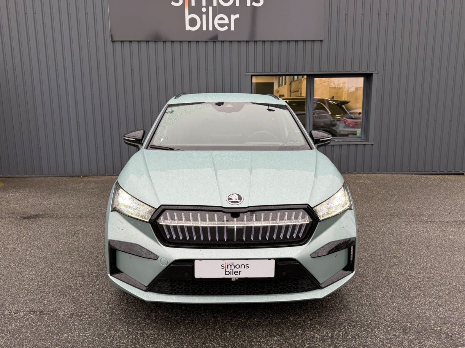 Grøn Skoda Enyaq fra 2023