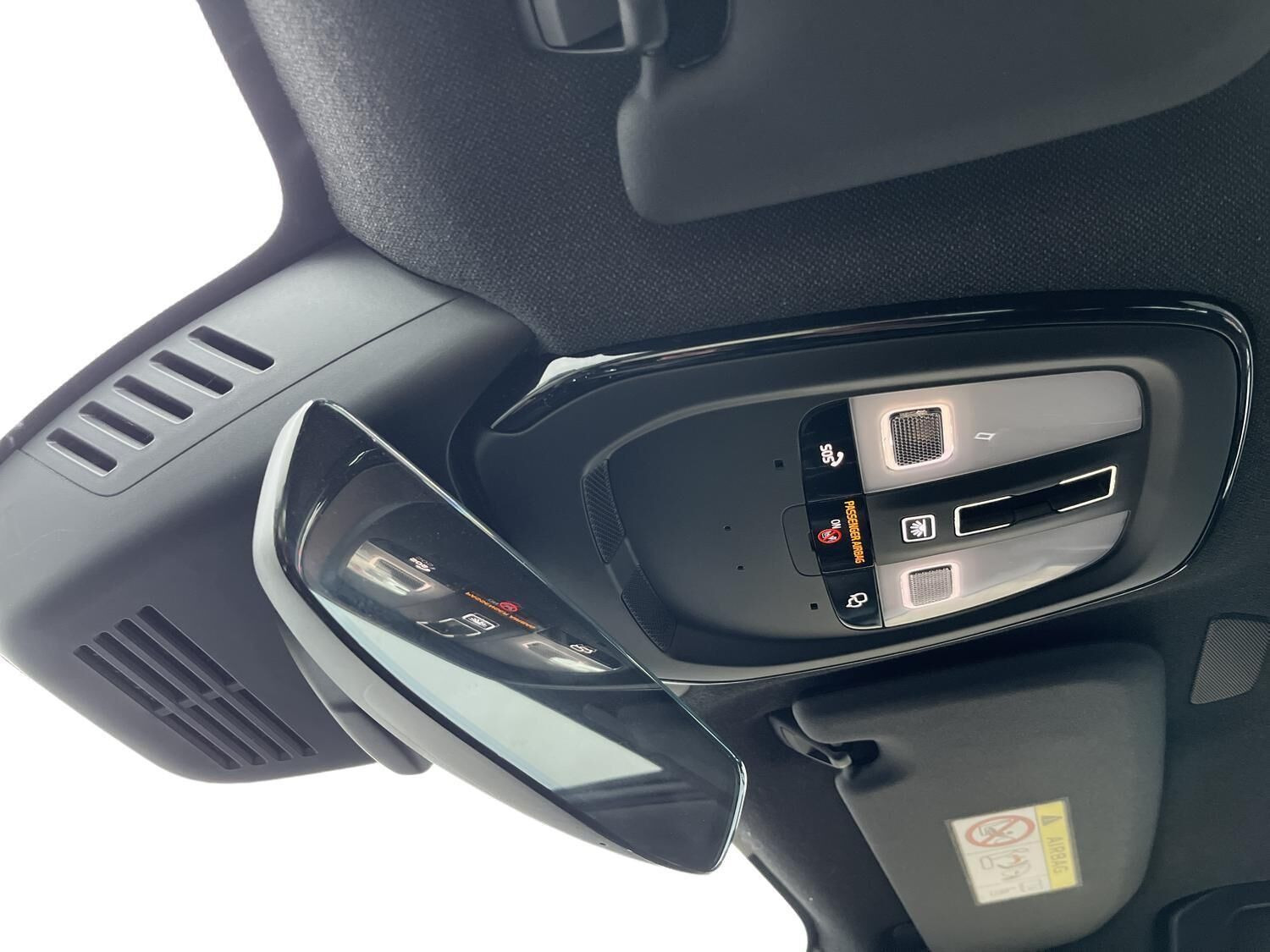 Grøn Volvo XC40 fra 2023