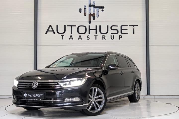 Sort VW Passat fra 2015