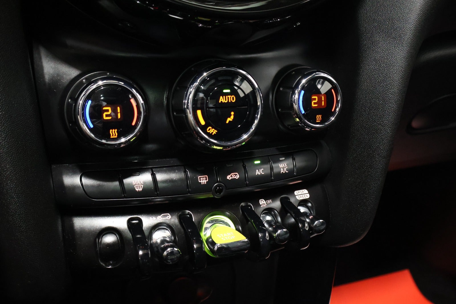 Grå Mini Cooper SE fra 2022