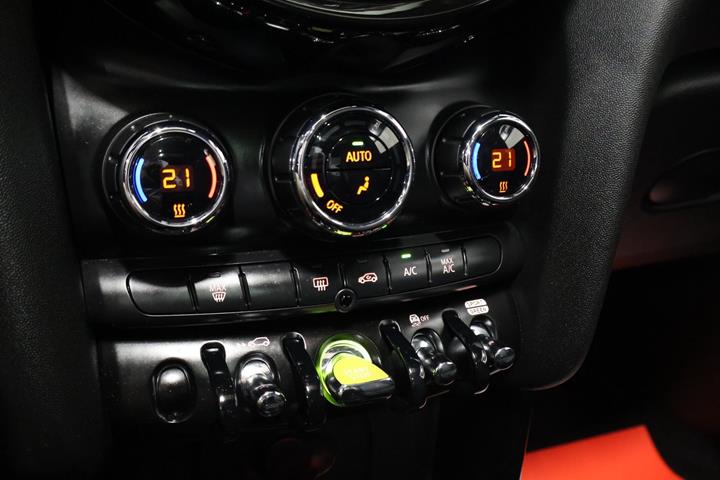 Grå Mini Cooper SE fra 2022
