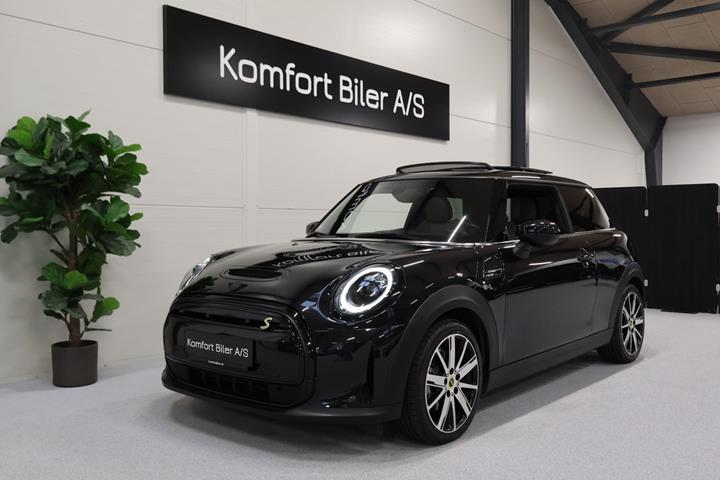 Sort Mini Cooper SE fra 2022