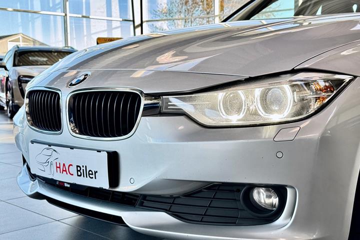 Sølv BMW 320d fra 2013