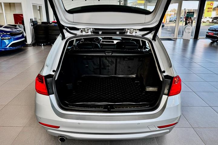 Sølv BMW 320d fra 2013