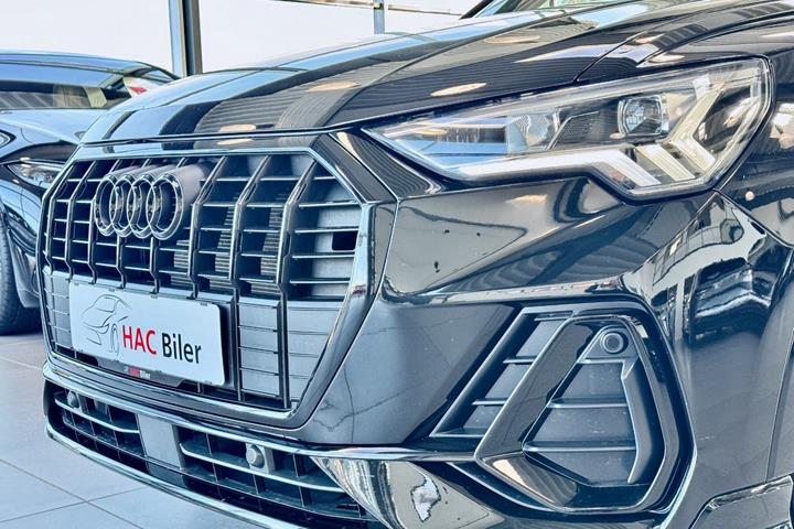 Sort Audi Q3 fra 2022