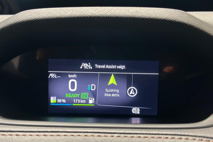 Hvid Skoda Enyaq fra 2023