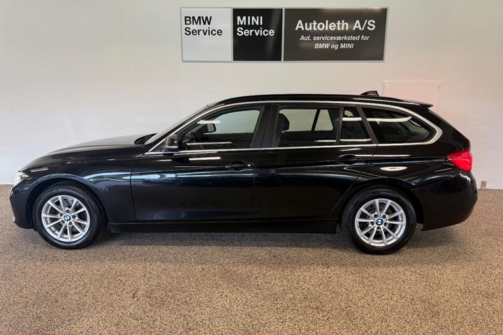 Sort BMW 320d fra 2019