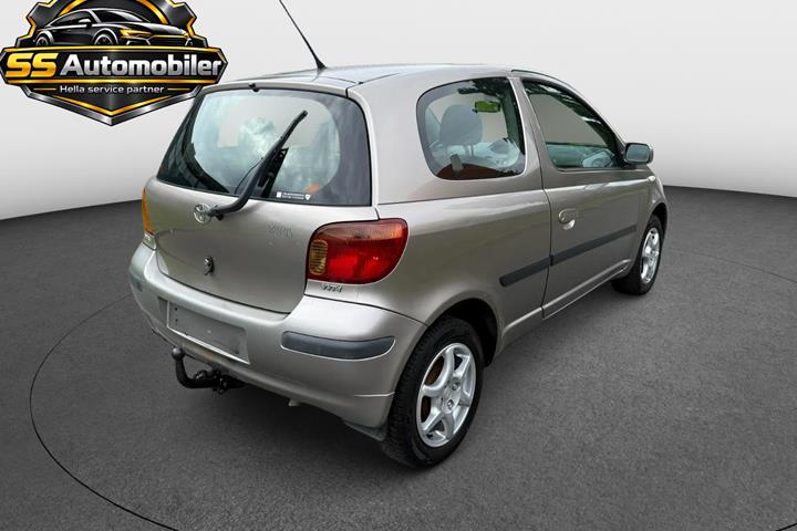 undefined Toyota Yaris fra 2003
