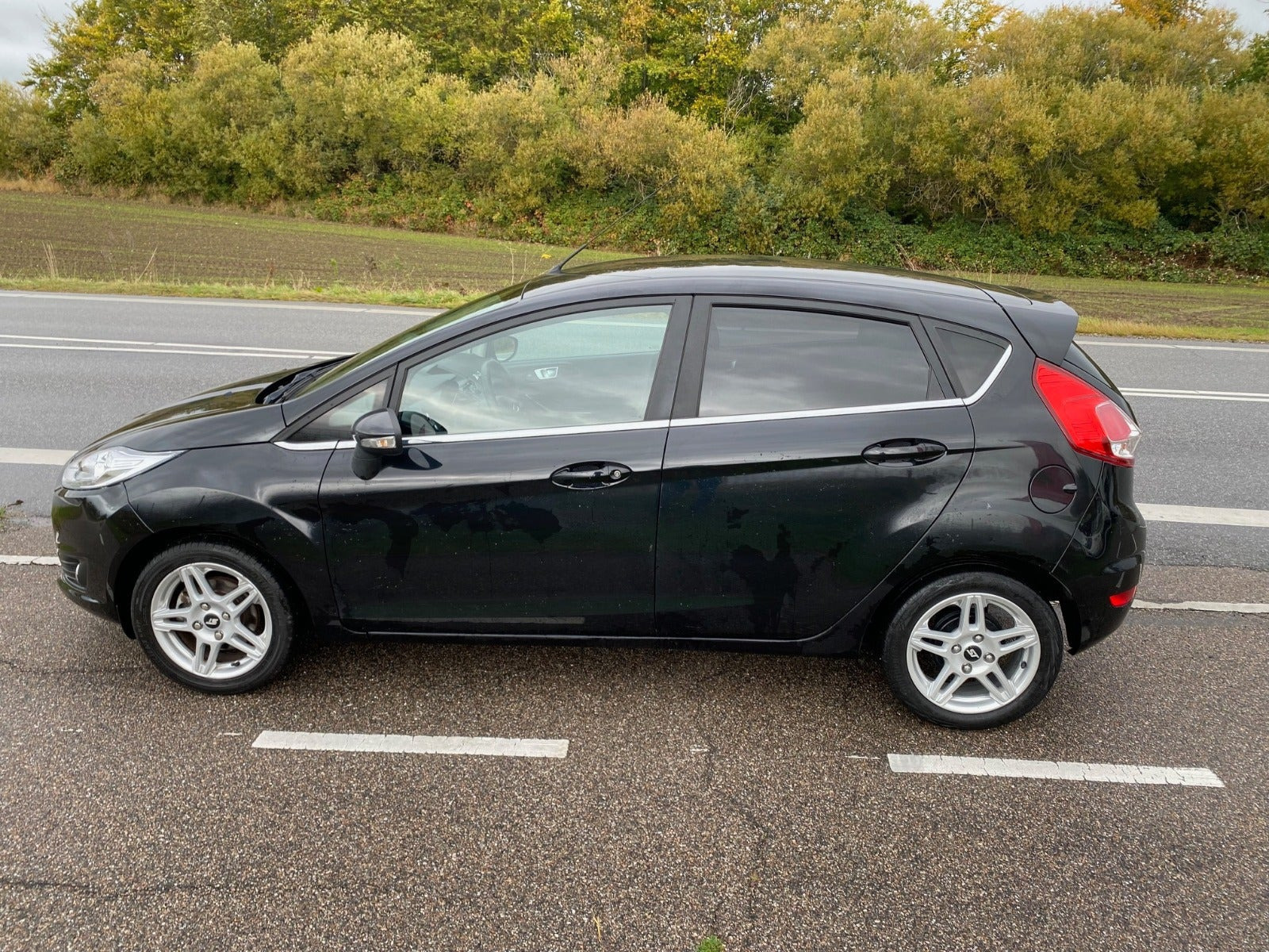 Sort Ford Fiesta fra 2015