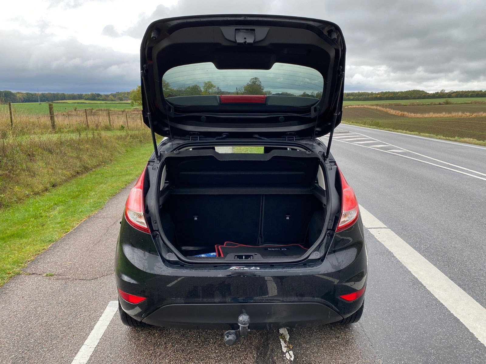 Sort Ford Fiesta fra 2015