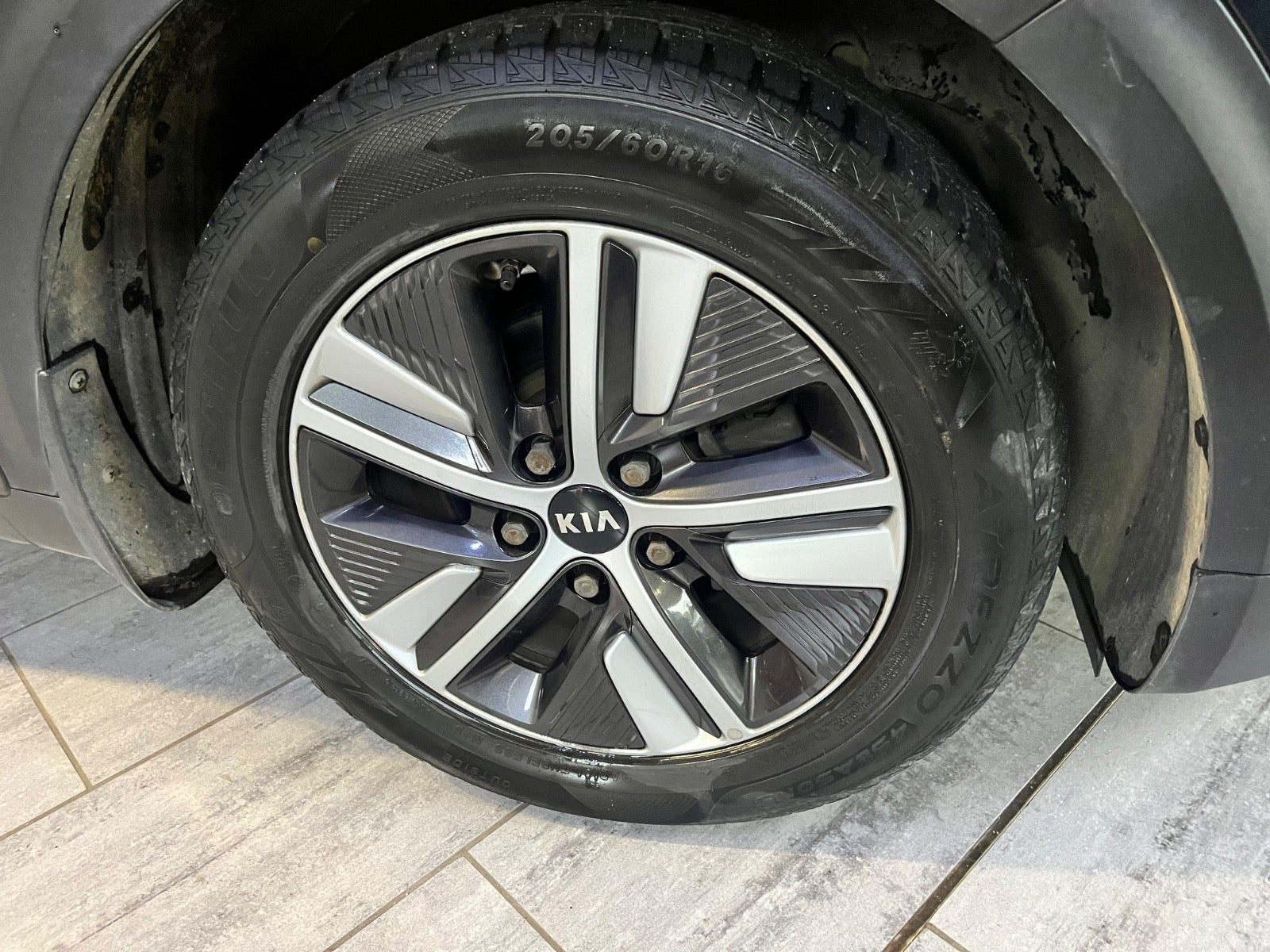 Sort Kia Niro fra 2020