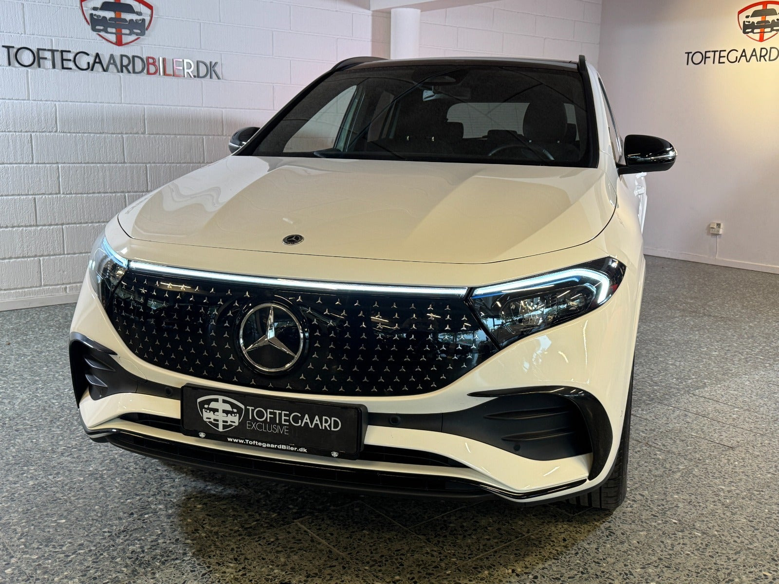 Hvid Mercedes EQA250+ fra 2025