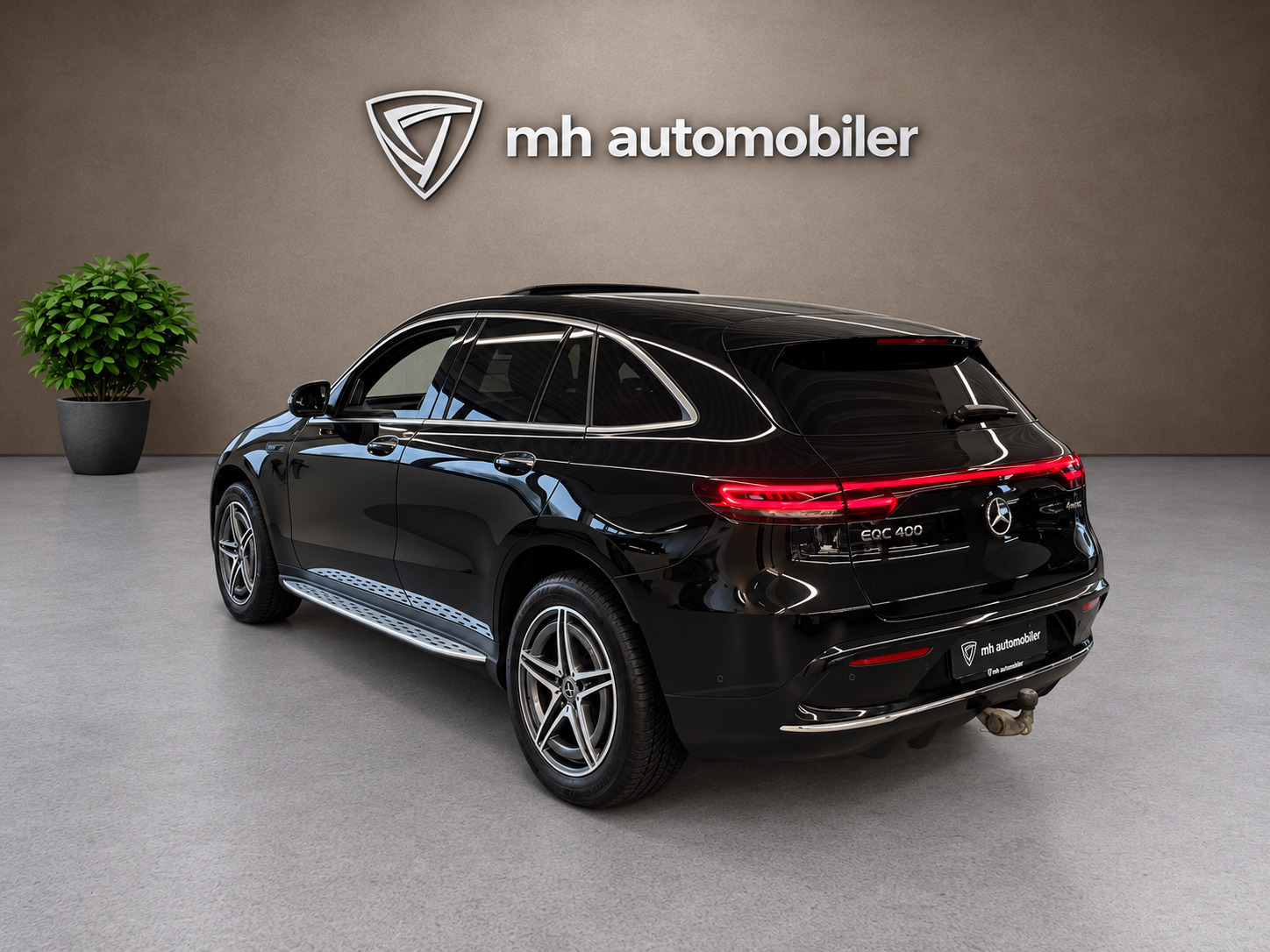 Sort Mercedes EQC400 fra 2021