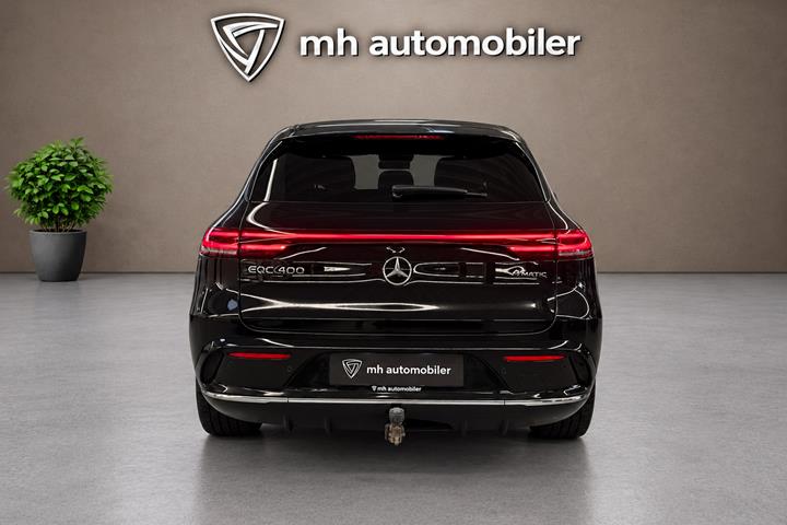 Sort Mercedes EQC400 fra 2021