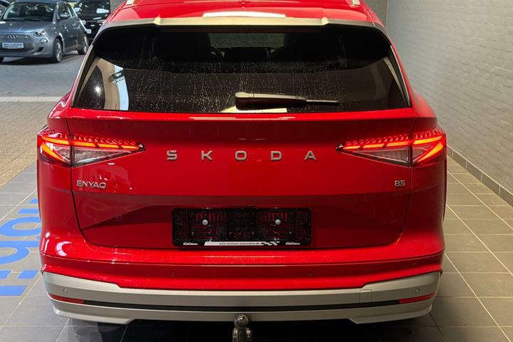 Rød Skoda Enyaq fra 2026