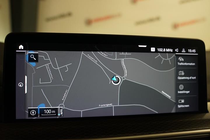 Sort BMW iX3 fra 2024