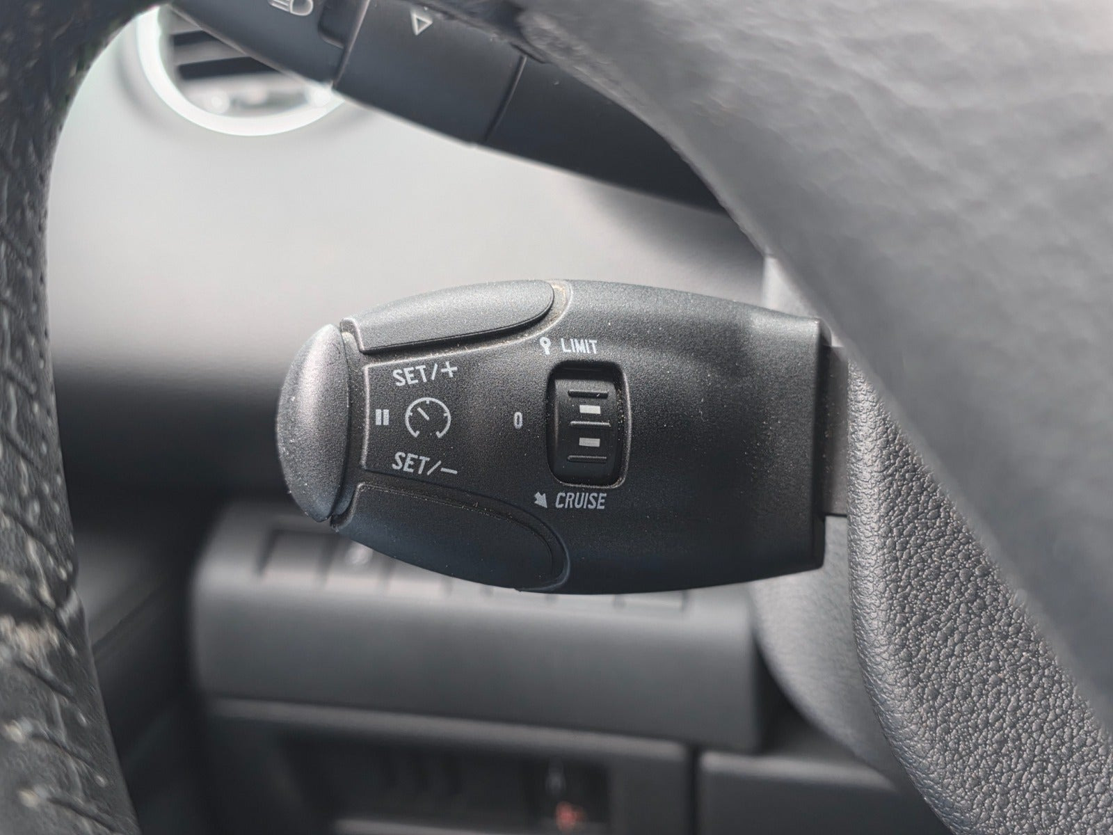 Sort Peugeot 3008 fra 2016