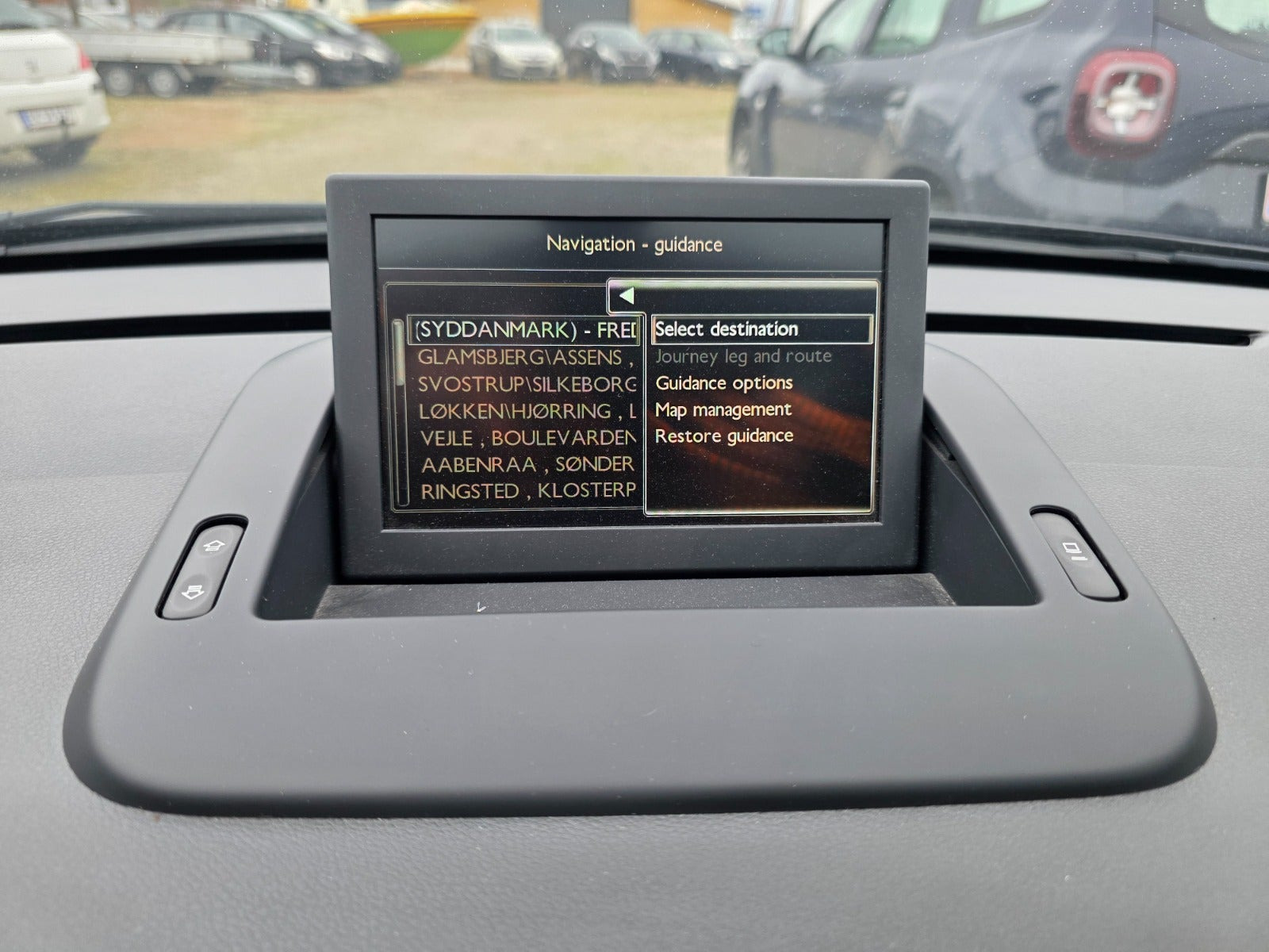 Sort Peugeot 3008 fra 2016