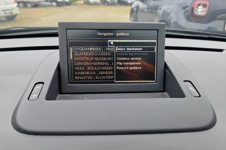 Sort Peugeot 3008 fra 2016